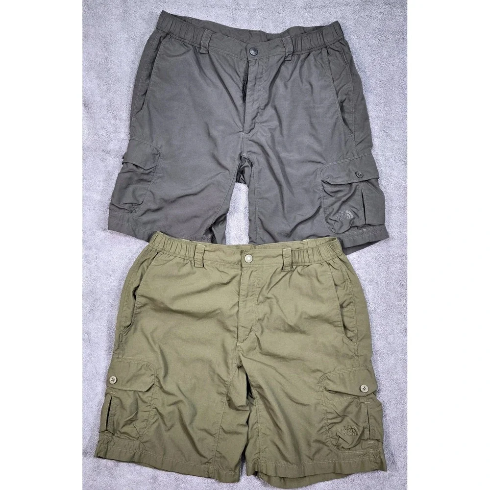 The‎ North Face Two Cargo Shorts Mens 32 Olive and Grey Hiking Utility Bundle